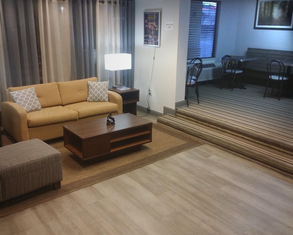 Super 8 By Wyndham Pigeon Forge-Emert St Ngoại thất bức ảnh