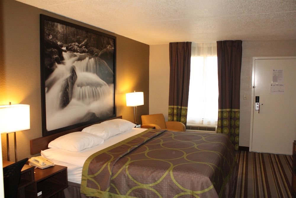 Super 8 By Wyndham Pigeon Forge-Emert St Ngoại thất bức ảnh