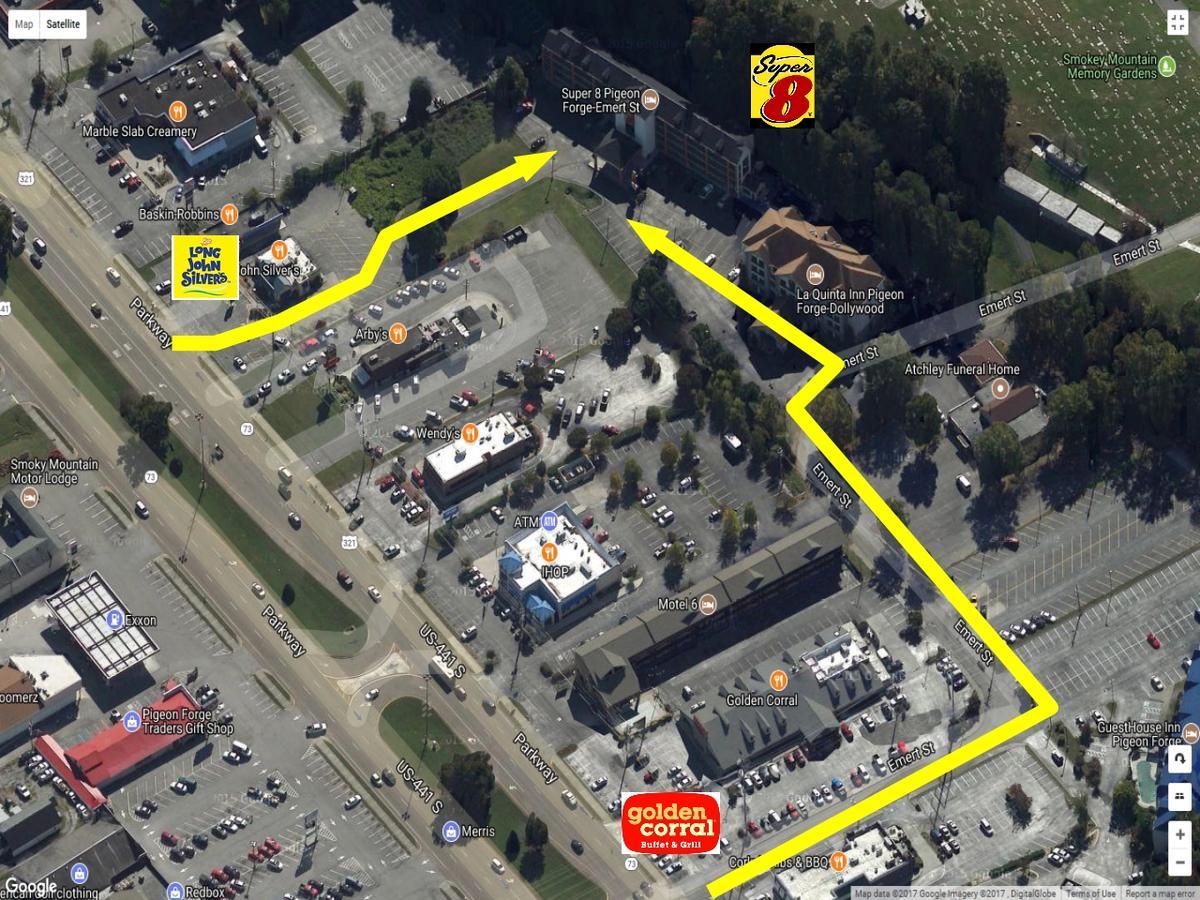 Super 8 By Wyndham Pigeon Forge-Emert St Ngoại thất bức ảnh